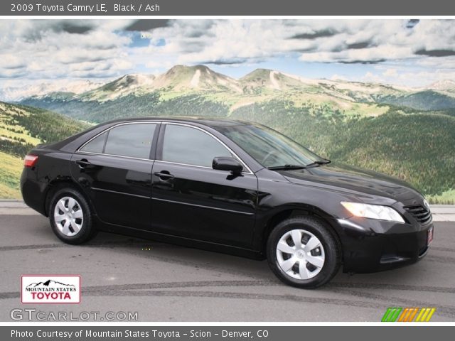 2009 Toyota Camry LE in Black
