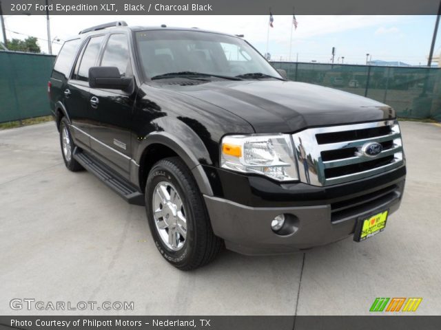 2007 Ford Expedition XLT in Black