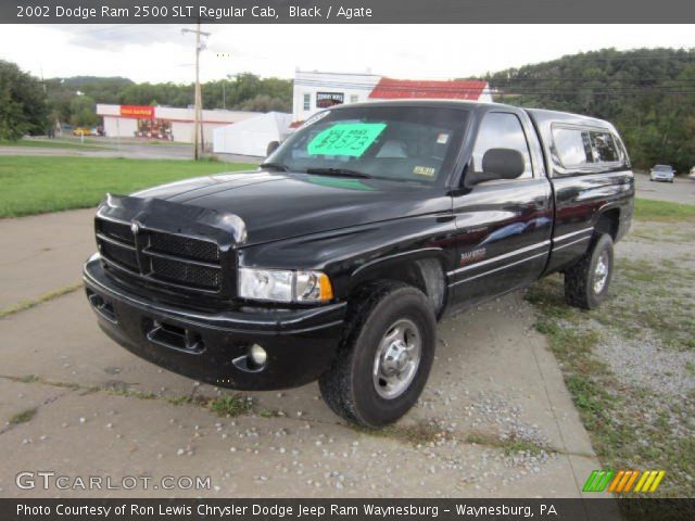 2002 Dodge Ram 2500 SLT Regular Cab in Black