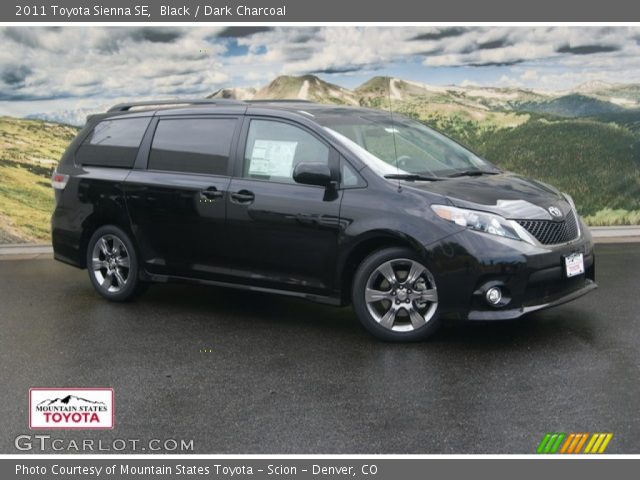2011 Toyota Sienna SE in Black