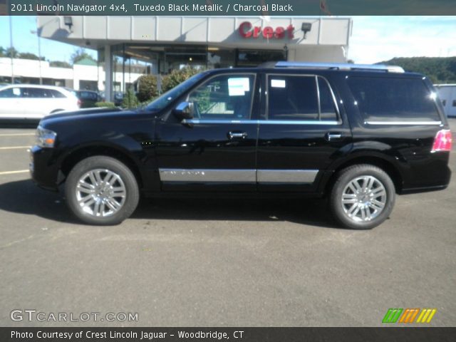2011 Lincoln Navigator 4x4 in Tuxedo Black Metallic