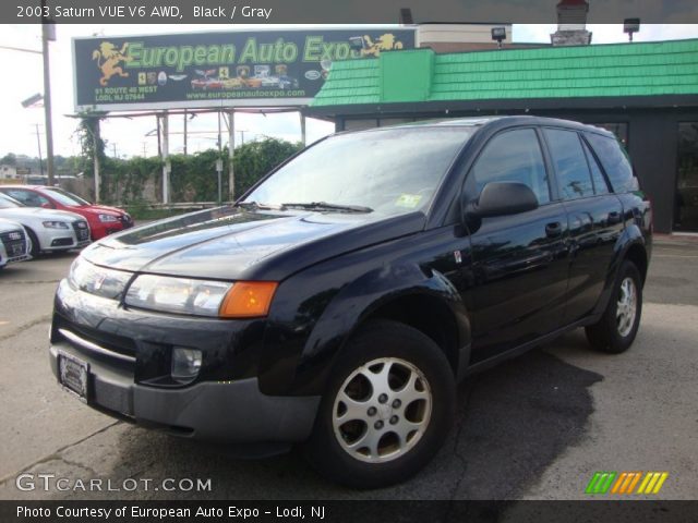 2003 Saturn VUE V6 AWD in Black