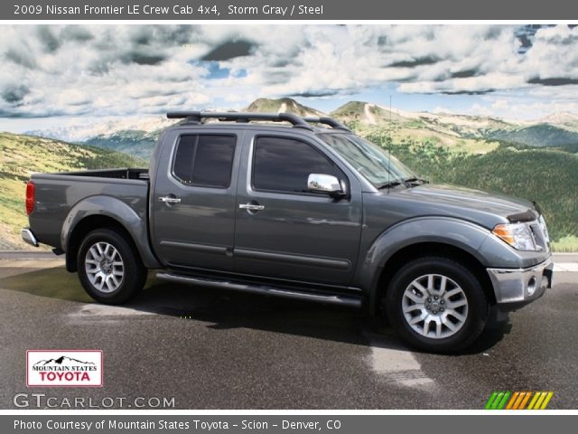 2009 Nissan Frontier LE Crew Cab 4x4 in Storm Gray