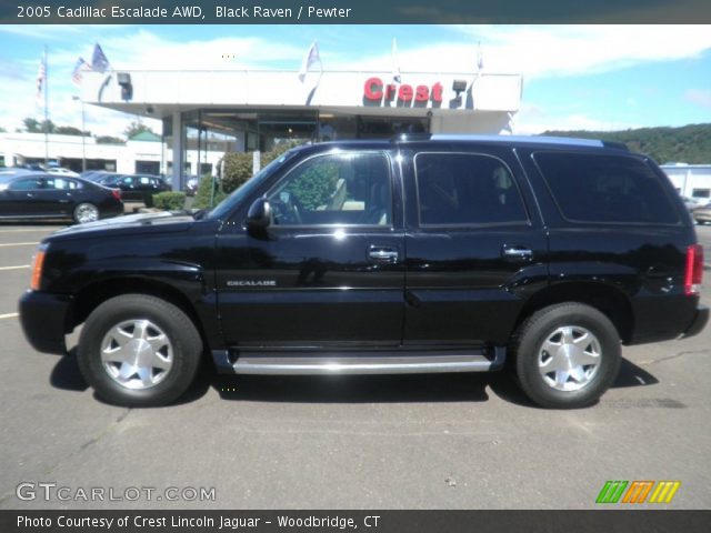 2005 Cadillac Escalade AWD in Black Raven
