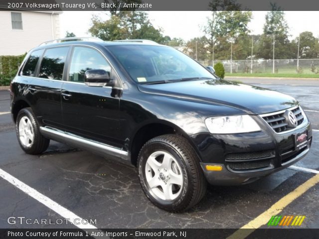 2007 Volkswagen Touareg V6 in Black
