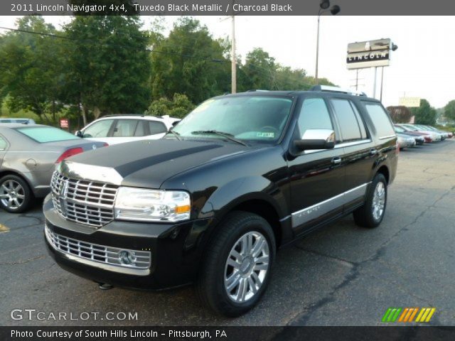 2011 Lincoln Navigator 4x4 in Tuxedo Black Metallic