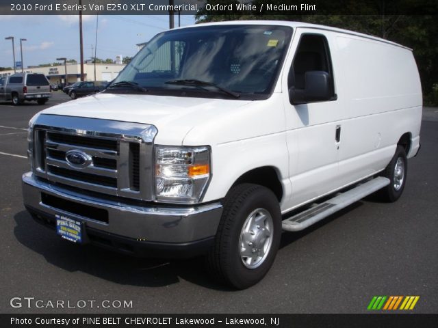 2010 Ford E Series Van E250 XLT Commericial in Oxford White