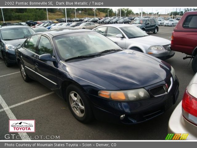 2002 Pontiac Bonneville SE in Dark Blue Metallic