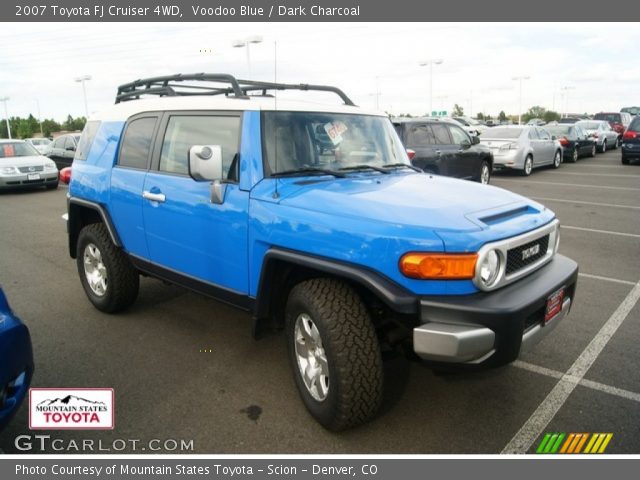 2007 Toyota FJ Cruiser 4WD in Voodoo Blue