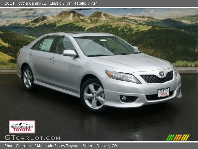 2011 Toyota Camry SE in Classic Silver Metallic