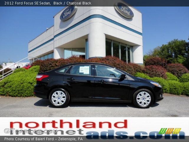 2012 Ford Focus SE Sedan in Black
