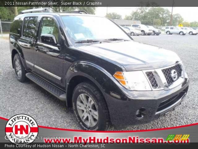 2011 Nissan Pathfinder Silver in Super Black