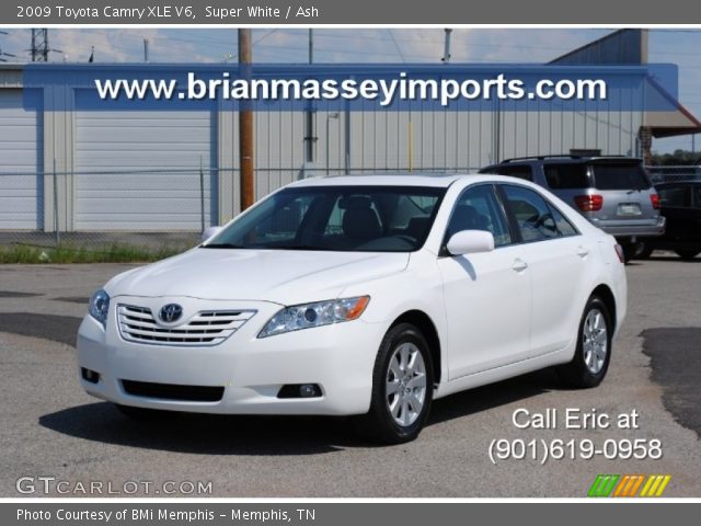 2009 Toyota Camry XLE V6 in Super White