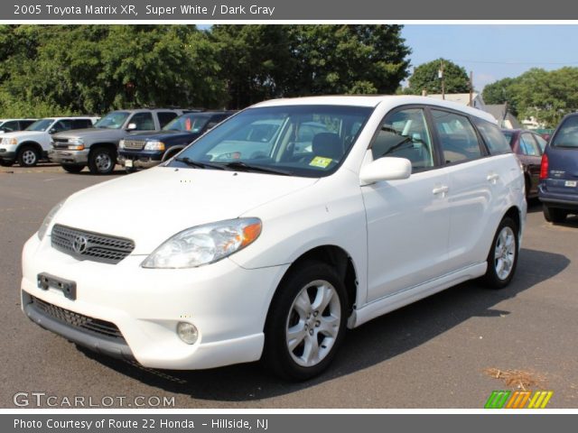2005 Toyota Matrix XR in Super White