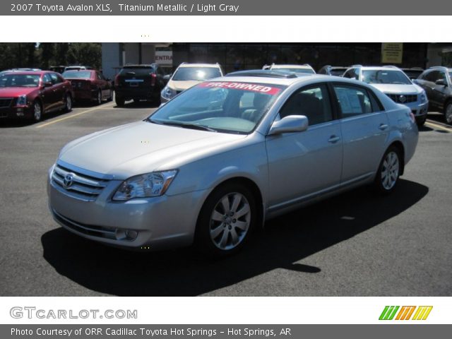 2007 Toyota Avalon XLS in Titanium Metallic