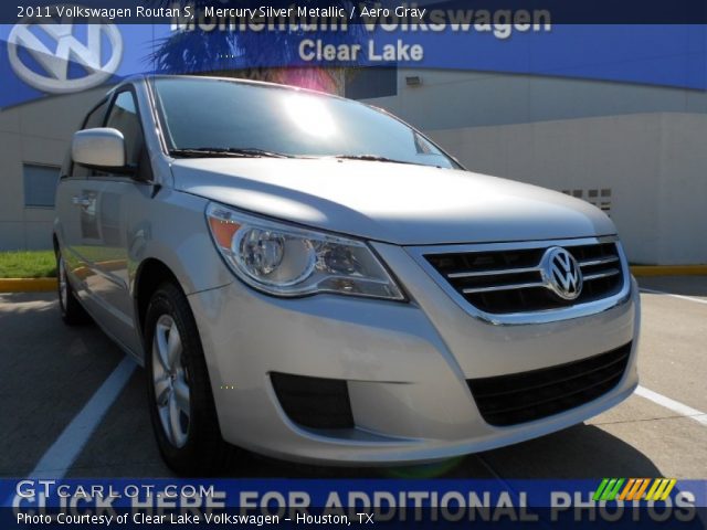 2011 Volkswagen Routan S in Mercury Silver Metallic