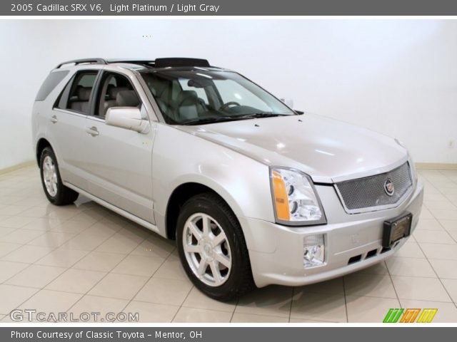 2005 Cadillac SRX V6 in Light Platinum