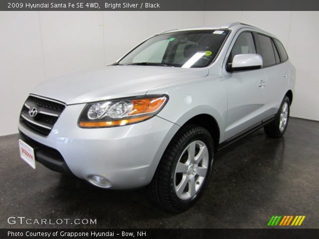 2009 Hyundai Santa Fe SE 4WD in Bright Silver