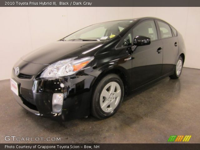 2010 Toyota Prius Hybrid III in Black