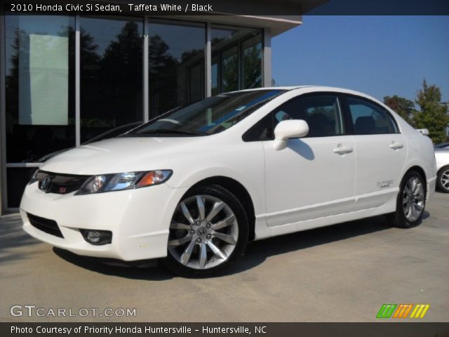 2010 Honda Civic Si Sedan in Taffeta White