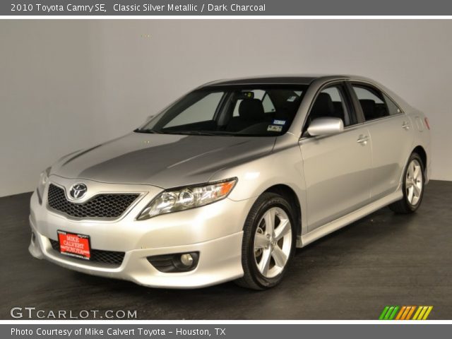 2010 Toyota Camry SE in Classic Silver Metallic
