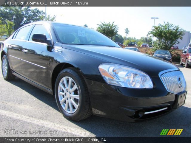 2011 Buick Lucerne CXL in Black Onyx