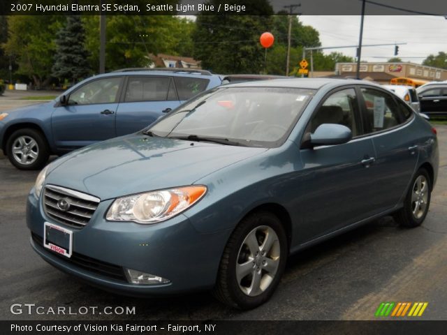 2007 Hyundai Elantra SE Sedan in Seattle Light Blue