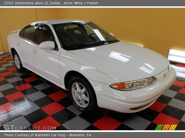 2002 Oldsmobile Alero GL Sedan in Arctic White