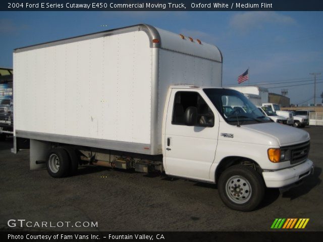 2004 Ford E Series Cutaway E450 Commercial Moving Truck in Oxford White