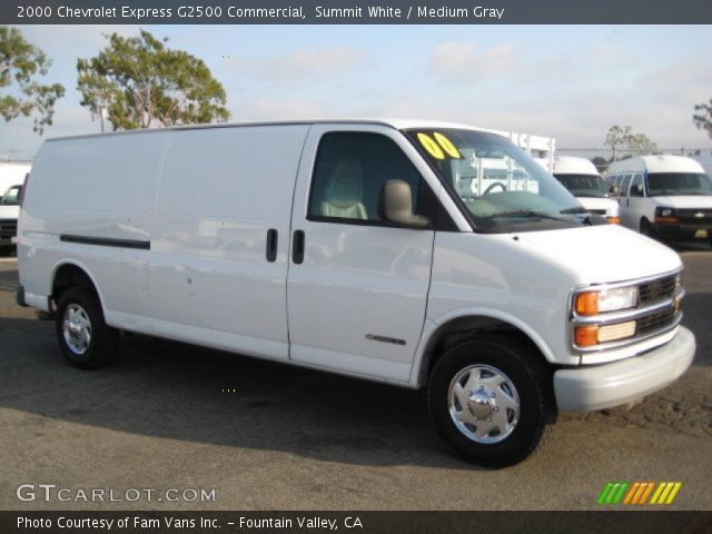 2000 Chevrolet Express G2500 Commercial in Summit White
