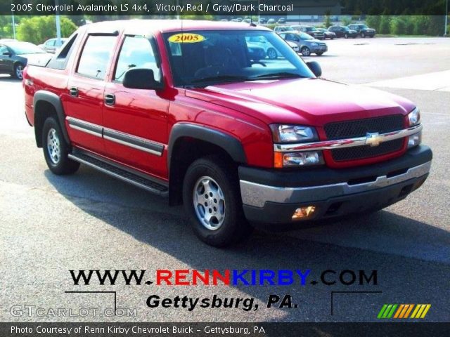 2005 Chevrolet Avalanche LS 4x4 in Victory Red