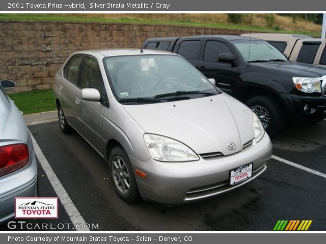 2001 Toyota Prius Hybrid in Silver Strata Metallic