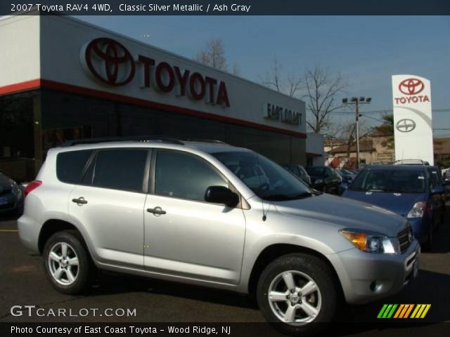 2007 Toyota RAV4 4WD in Classic Silver Metallic