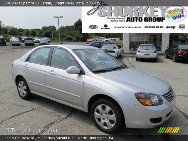 2009 Kia Spectra EX Sedan in Bright Silver Metallic