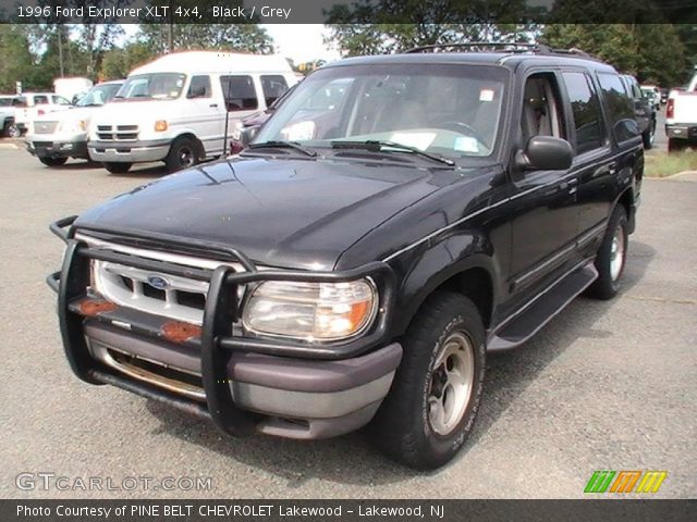 1996 Ford Explorer XLT 4x4 in Black
