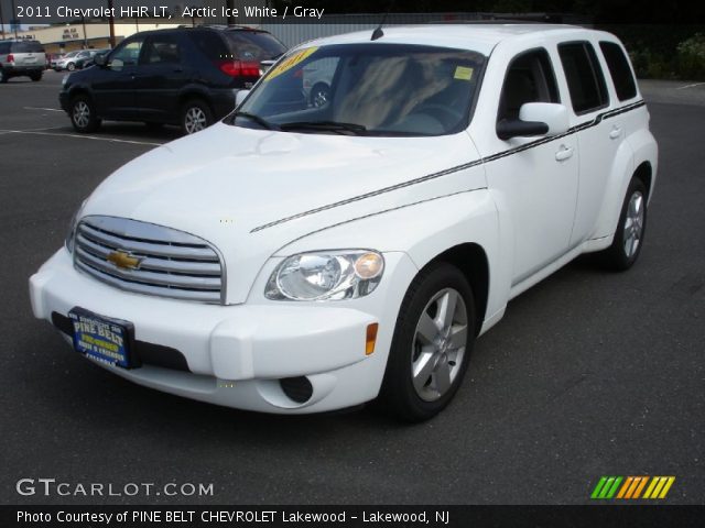 2011 Chevrolet HHR LT in Arctic Ice White