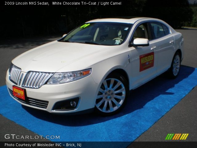 2009 Lincoln MKS Sedan in White Chocolate Tri-Coat