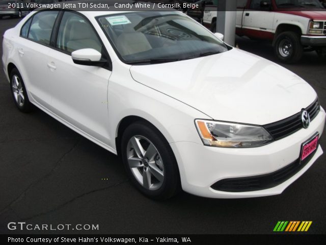 2011 Volkswagen Jetta TDI Sedan in Candy White