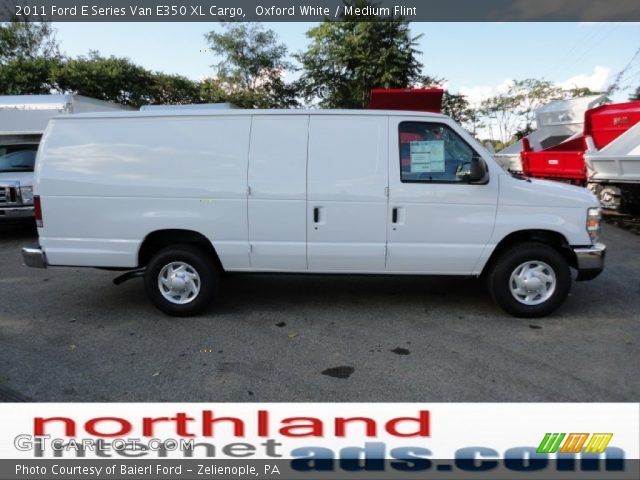 2011 Ford E Series Van E350 XL Cargo in Oxford White