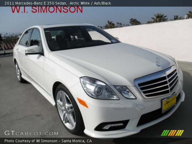 2011 Mercedes-Benz E 350 Sedan in Arctic White