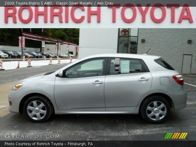 2009 Toyota Matrix S AWD in Classic Silver Metallic