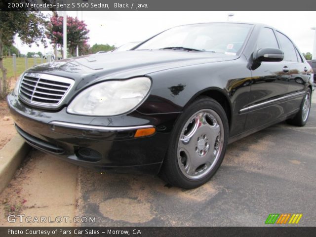 2000 Mercedes-Benz S 500 Sedan in Black