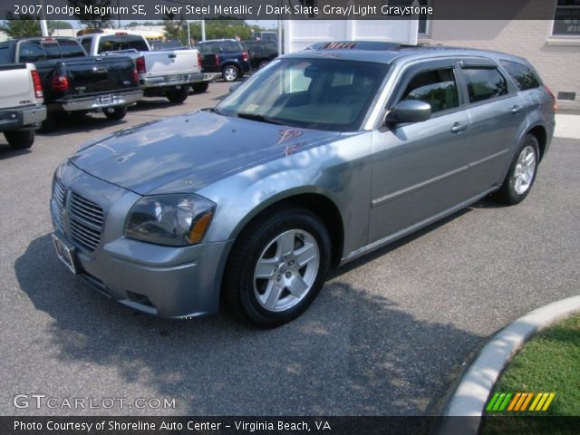 2007 Dodge Magnum SE in Silver Steel Metallic