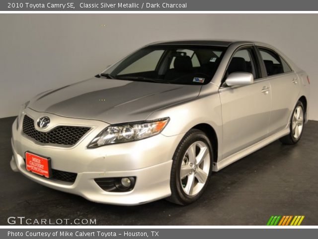 2010 Toyota Camry SE in Classic Silver Metallic