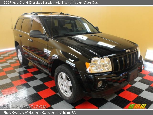 2007 Jeep Grand Cherokee Laredo 4x4 in Black