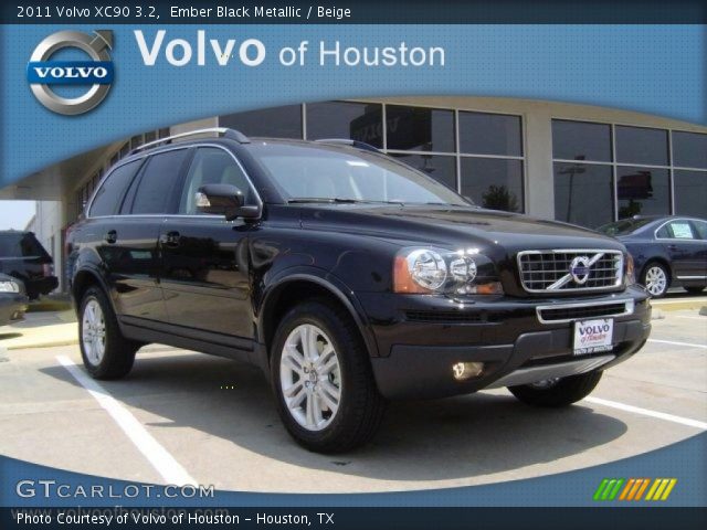 2011 Volvo XC90 3.2 in Ember Black Metallic