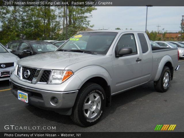 2007 Nissan Frontier SE King Cab 4x4 in Radiant Silver