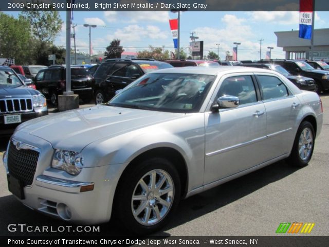 2009 Chrysler 300 Limited in Bright Silver Metallic