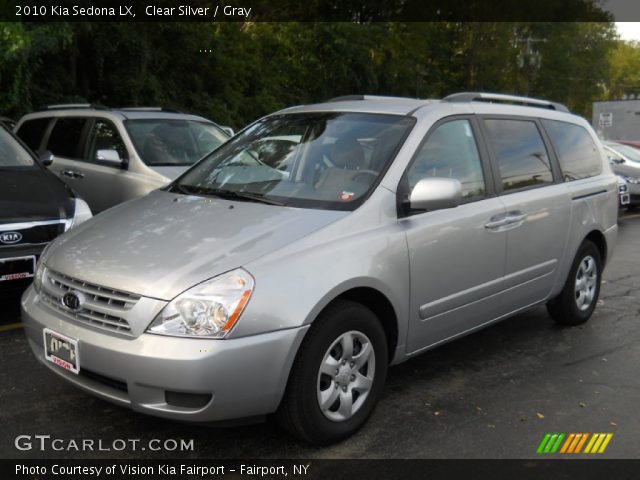 2010 Kia Sedona LX in Clear Silver