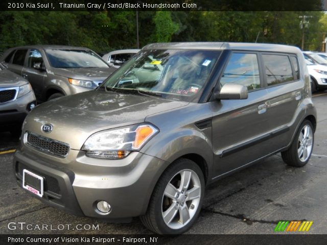 2010 Kia Soul ! in Titanium Gray